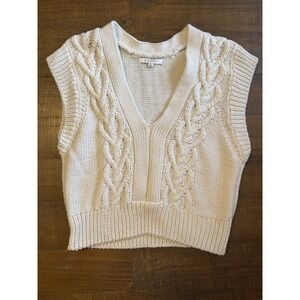 Z Supply 'Roped In' Cropped Cable Knit V-Neck Sweater Vest in Sandstone Size S